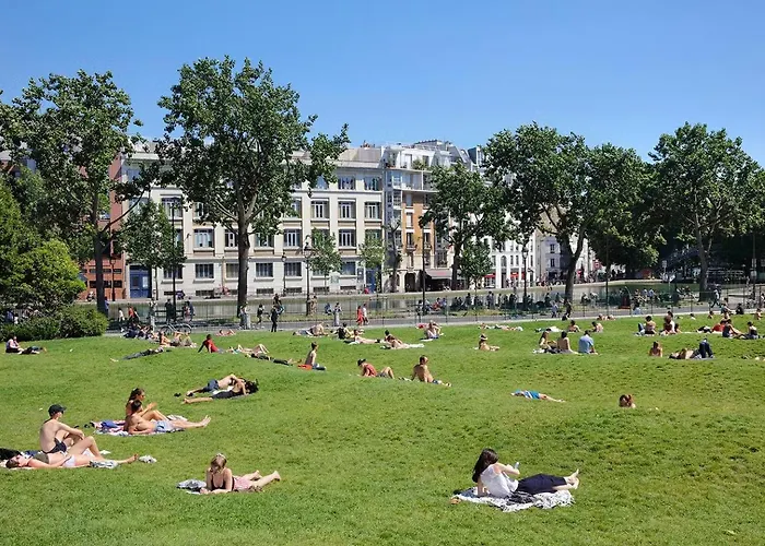 Paradis Du Canal St-Martin Et Jardin Villemin